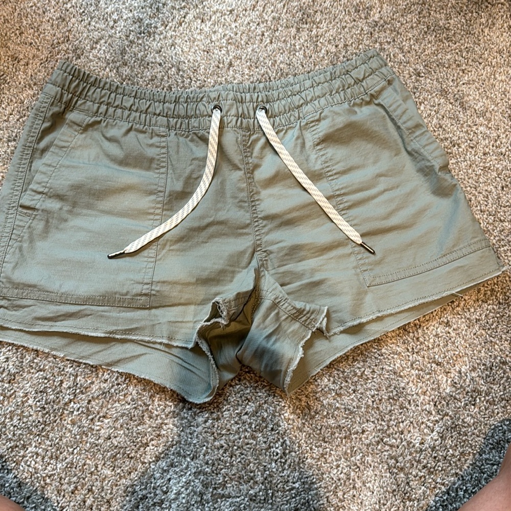 like new greenish/khaki Vuori shorts